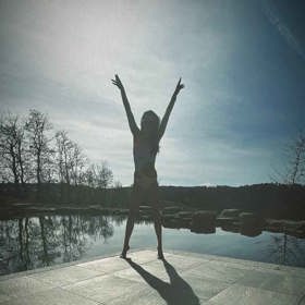 Agáta Hanychová a vítězné gesto.