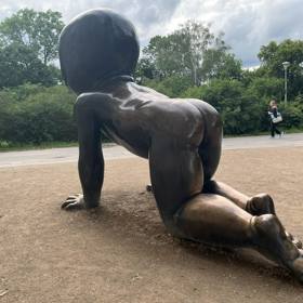 Miminka od Davida Černého jsou na pražské Kampě tři a jsou z roku 2008.