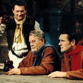 Bohuš Záhorský byl známý jako velmi galantní muž. V kolektivu byl velmi oblíbený a měl přezdívky jako poslední baron, Bohoušek a Bonbónek.