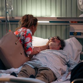 Bolek Polívka si vyzkoušel také ležet v nemocnici.