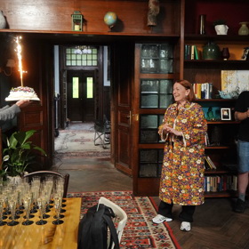 Iva Janžurová byla překvapená. Oslavu nečekala, ani obří dort. 