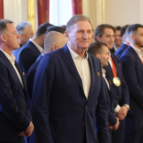 Podle Hadamczika by ruskému návratu mělo předcházet ukončení války na Ukrajině.