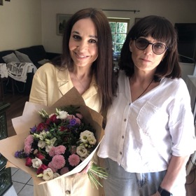 Míša Kuklová pozvala na návštěvu naši redaktorku Šárku Schmidtovou.