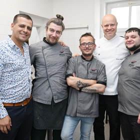 Roman Paulus s týmem Imperial Sushi Prague. 