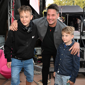 Václav Jelínek vzal na akci Dermacol Love Day i své syny.
