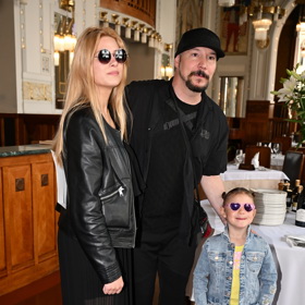 Bohuš Matuš dorazil s Lucií i s dcerkou. 