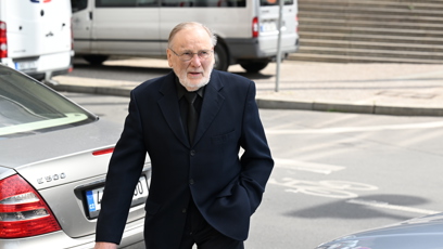 FOTO: Jiří Štěpnička  dorazil na pohřeb Harapese sám.