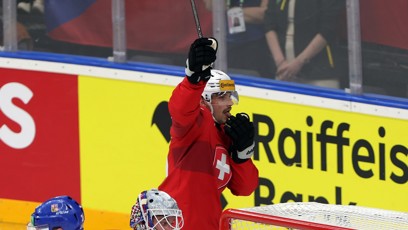 FOTO: Kevin Fiala slaví gól proti Česku v základní skupině.