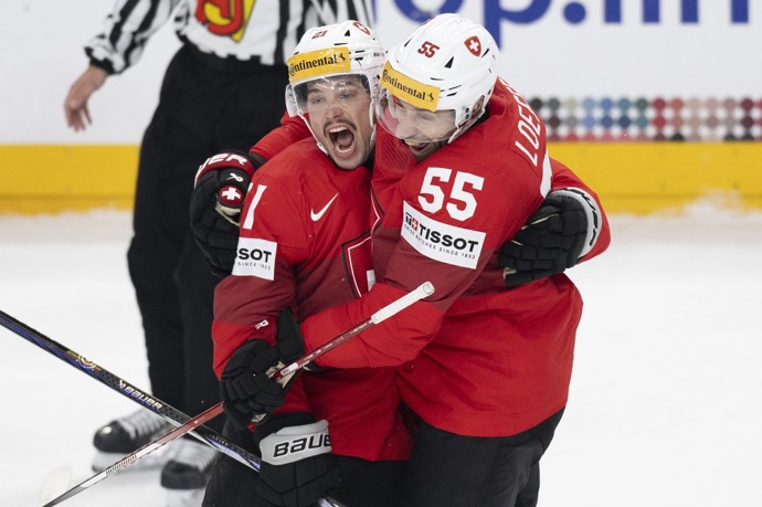 FOTO: Kevin Fiala si mistrovstsví užívá. – stránka 5