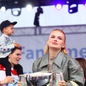 Přítelkyně Martina Nečase. 