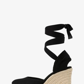 Espadrilky se zavazováním na lýtku, Stradivarius, 999 Kč