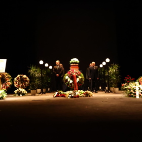 Poslední rozloučení se Simonou Postlerovou v Divadle na Vinohradech.