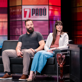 Sourozenci Radko Gudas a Karolina Neuvirthová Gudasová  v talk show 7 pádů Honzy Dědka.