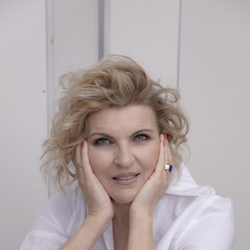 Magazín Lifee.cz ocenil  titulem SuperWoman jedenáctou ženu, Jitka Chizzola je generální ředitelkou pojišťovny D.A.S..