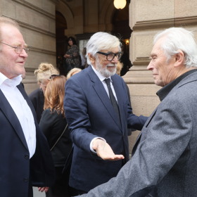 Staří pardálové se setkali na posledním rozloučení s Janem Kačerem. 