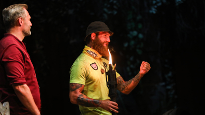 FOTO: Pirát se rozloučil se svým kmenem.