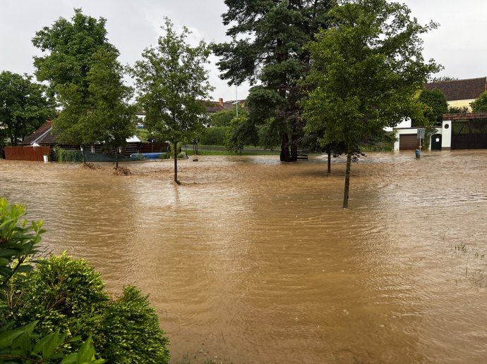 FOTO: Zaplavená obec Blížejov – stránka 55
