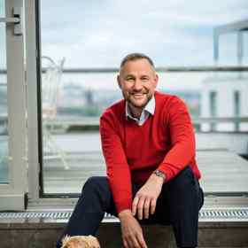 Pes Čenda je tak prvním psem České televize.