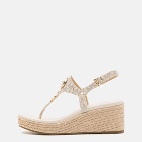 Páskové sandálky na klínku, Michael Kors, 4 200 Kč