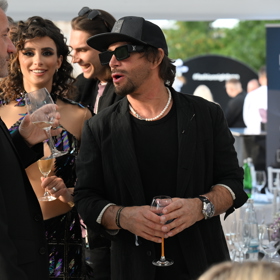 Sagvan Tofi si užíval společnost.