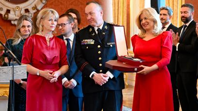 FOTO: Eva Pavlová i Zuzana Čaputová zvolily rudé šaty.