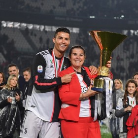 Cristiano Ronaldo s maminkou Dolores.