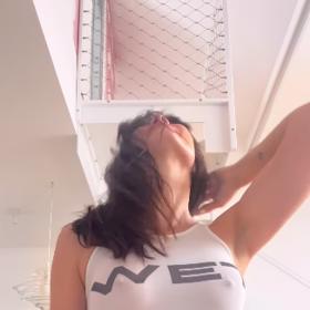 Radka nedávno ukázala fanouškům svá výstavní prsa.