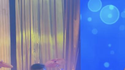 FOTO: Syn Leoše Mareše měl maturitní ples.