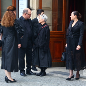 Martin a Martina Preissovi na posledním rozloučení s Janem Kačerem. 