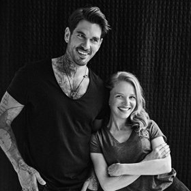 Designérka Anna Marešová se spojila s výtvarníkem Lukášem Musilem. 