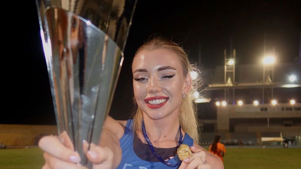 Elena Kulichenko: Žhavá vlajkonoška kyperské olympijské výpravy dráždí