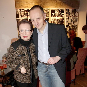 Hana Maciuchová se synem svého dlouholetého partnera Jiřího Adamíry. Marek Adamíra své "maceše" dlouho přijít na jméno, ale nakonec došlo ke smíření a měli spolu hezký vztah.