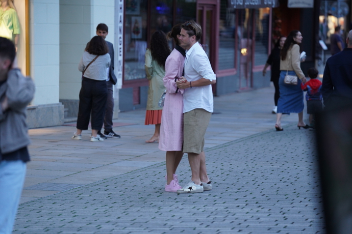 FOTO: Daniela dělá Ondru šťastným a naopak. – stránka 254