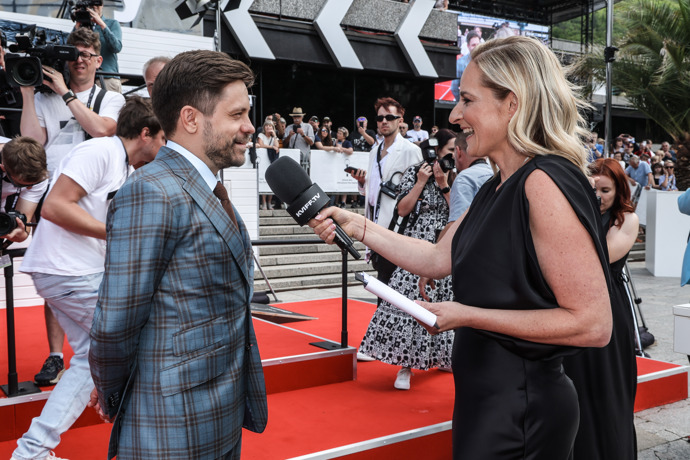 FOTO: Jiří Mádl měl velký den. – stránka 156