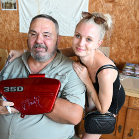 Broněk Černý se fotil s fanoušky. 