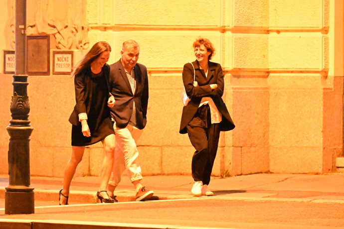 FOTO: Jiří Macháček na tahu nočními Vary. – stránka 1069