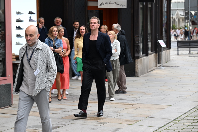 FOTO: Po Varech chodí jako duše bez těla. – stránka 1013