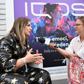 Stand-up komička Simona First během rozhovoru pro Lifee.