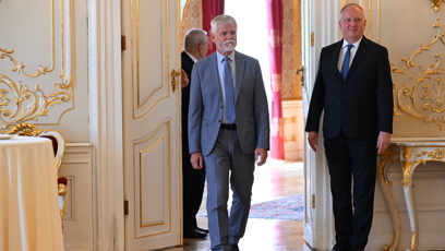 FOTO: Petr Pavel přijal na hradě vítězky z Wimbledonu.