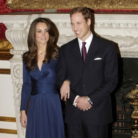 Williamovi se podařilo získat Kate zpět v červnu 2007, kdy se potkali na maškarní párty. O tři roky později se zasnoubili.