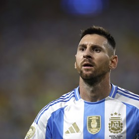 Lionel Messi koupal Yamala v době, kdy mu bylo šest měsíců. 