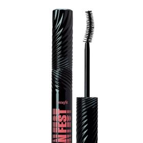 Řasenka Fan Fest Fanning & Volumizing. Benefit Cosmetics, prodává Sephora, 840 Kč