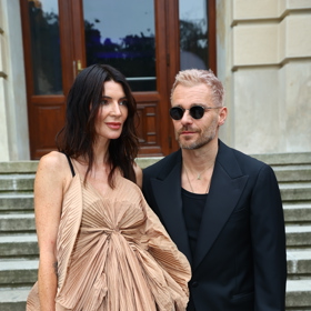 Monika Marešová vynesla okouzlující róbu v pudrových odstínech od návrháře Martina Kohouta. 