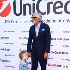 Vnučka Jiřího Bartošky, Andulka, má našlápnuto na kariéru modelky. 