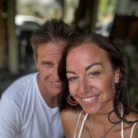 Agáta Hanychová září štěstím a nemá problém ukázat se bez líčidel. 