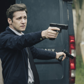 Za seriálem Hrdina stojí tvůrci Poldy.