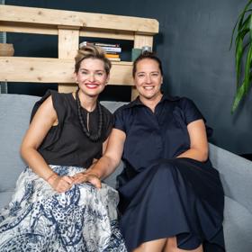 Farářka Martina Viktorie Kopecká se svou partnerkou Andreou Salome navštívily talkshow Na kafeečko.