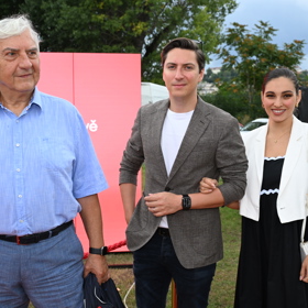 Tohle trio bude mít na nově nový seriál s názvem Záhadné případy. 