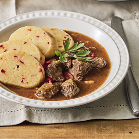 ...a knedlík. Věděli jste, že se mu říká také blboun?