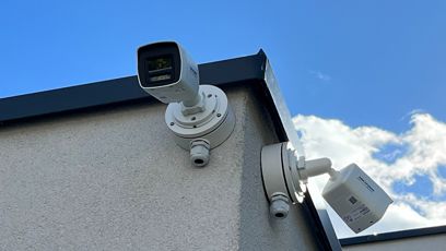FOTO: Po incidentu se Soukupem si Agáta Hanychová nechala nainstalovat na dům kamerový systém.